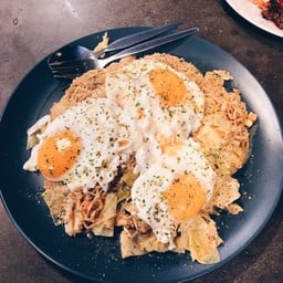 ซุปเปอร์มาม่าผัดลุงหยิก