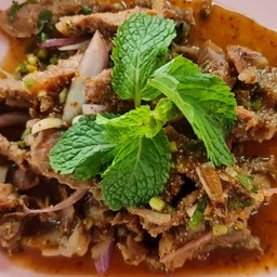 น้ำตกเนื้อ