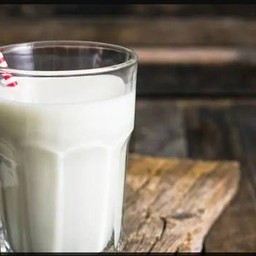 นมสดเย็น