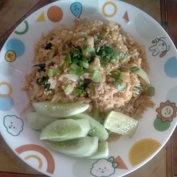 แหม่มตามสั่ง