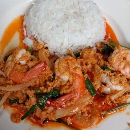 อาหารตามสั่ง+ก๋วยเตี๋ยวอยุธยา (รุ่งอรุณ)