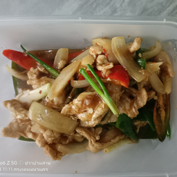 ผัดพริกสด  (เป็นกับข้าว)