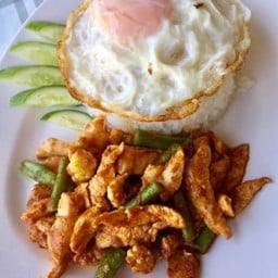 ร้านเจ๊หงส์สุกี้รสเด็ดอาหารตามสั่ง