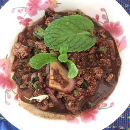 ก้อยคั่วเนื้อ