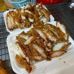 หมูทอด ไก่ทอด (นายประยูร) นํ้าจิ้มมะขามสูตรเด็ด Novovile