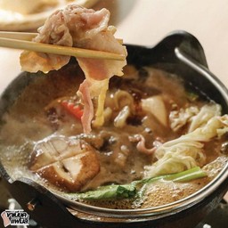 สุกี้น้ำดำ