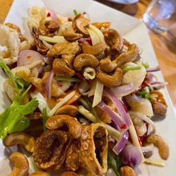 ยำ 3 กรอบ