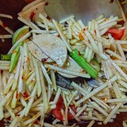 ตำหมูยอ