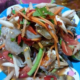 ร้านตำน้ำแตก เหมราช