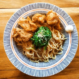 ราเมงเย็นสลัดงา+ไก่ทอดคาราเกะ+ยำสาหร่าย