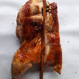 เท่น้อย ไก่ย่างวิเชียรบุรี