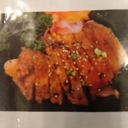 ข้าวหน้าหมูย่างซีอิ๊ว