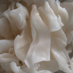 เส้นใหญ่ลวก