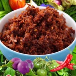 น้ำพริกตาแดงไข่ต้มผักสด