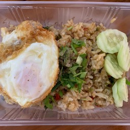 ข้าวกระเพราคลุก