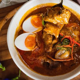 D15. Panaeng Curry With Beef Shank