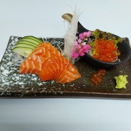 แซลมอนคอมโบ