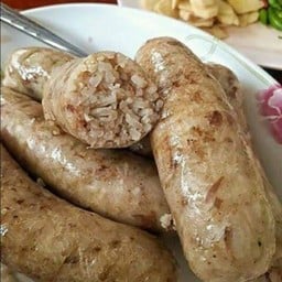 ใส้กรอกข้าวเนื้อ