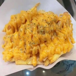 เฟรนช์ฟรายส์ราดชีส