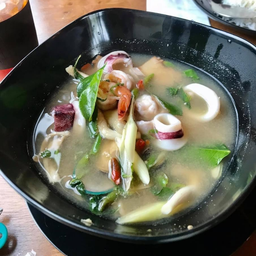 ต้มยำน้ำใสทะเล