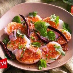 ลาบแซ่บไข่ต้มสุดซี๊ด