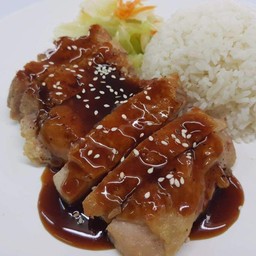 ข้าวมันไก่(หน้าหมู่บ้าน)