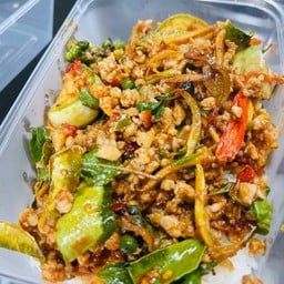 ผัดเผ็ด หมูสับ