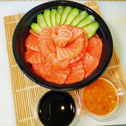 แซลมอนซาซิมิ 400กรัม (32 ชิ้น)