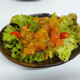 แซลมอนแซ่บ