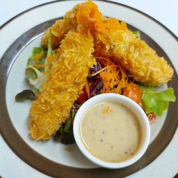 สลัดกุ้งทอด