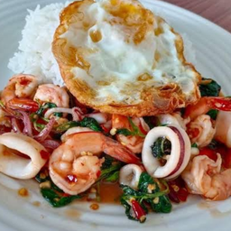 ข้าวกะเพราทะเล