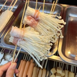 Enoki Bacon Rolls