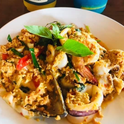 ห่อหมกทะเลผัดแห้ง