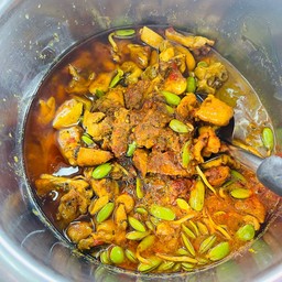 ผัดเผ็ดไก่