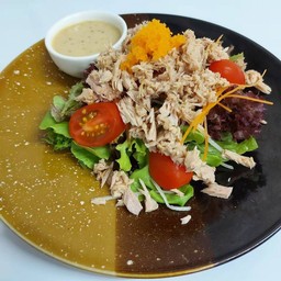 สลัดทูน่า