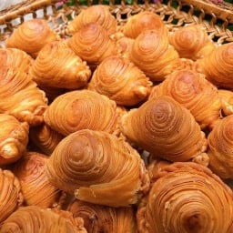 กิ๊ก กะหรี่ปั๊บ&กุ้ยช่ายทอด สันติธรรม