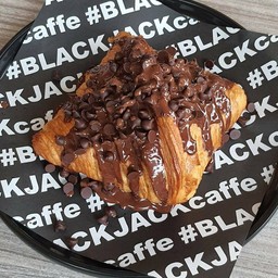 ครัวซองดับเบิ้ลช็อคโกแลต (Double Chocolate Crosiant)