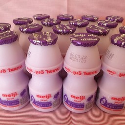 นมเปรี้ยวรสบลูเบอรี่ 1 ชุด