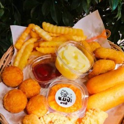 ปังปิ้งป่ะ ร้านนมป่ะคาเฟ่