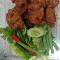 ไส้อั่วสมุนไพรทอดพิเศษ(กับข้าว)ไส้อั่ว250กรัม