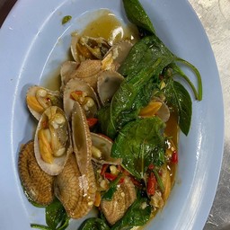 หอยลายผัดพริกสด