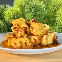 สับปะรดยำน้ำปลาหวาน