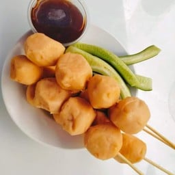 ลูกชิ้นทอดมอนอ(มิกกี้เพ้นท์เล็บต่อผม)