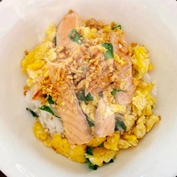 ข้าวแห้งแซลม่อน