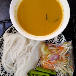 ขนมจีนน้ำยากะทิ