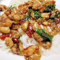 ข้าวกะเพรา ไก่