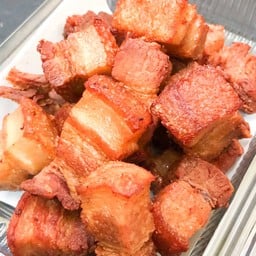 หมูสามชั้นทอดน้ำปลา
