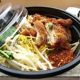 ครัวมีเส้น เกตน์ปู่เจ้า