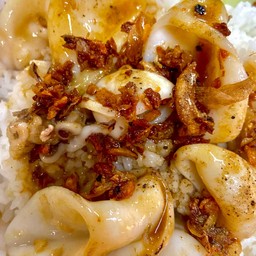 ปลาหมึกกระเทียม