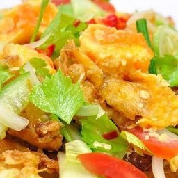 ยำไข่ดาว